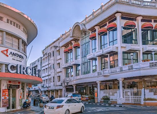 indonesia/lesser-sunda-islands/shop/braga-citywalk