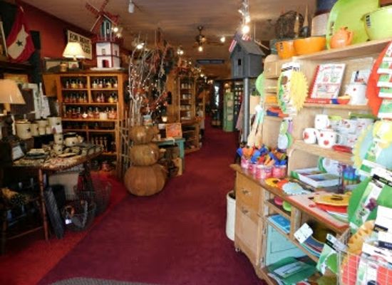 iowa/clear-lake/shop/ralphene-s