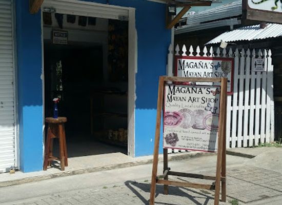 belize/mountain-pine-ridge-forest-reserve/shop/magana-s-mayan-art-shop
