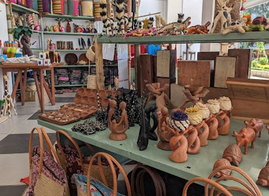 madagascar/nosy-be/shop/souvenir-store