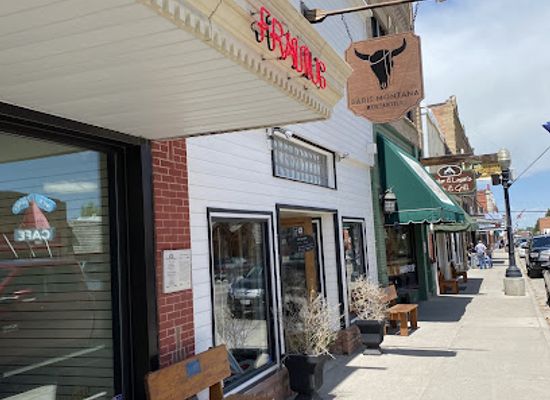 montana/the-beartooth-mountains/shop/paris-montana-mercantile