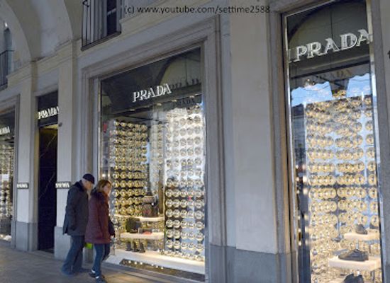 italy/turin/shop/prada-torino