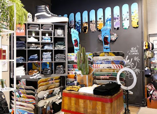 italy/verona/san-zeno/shop/slide-verona