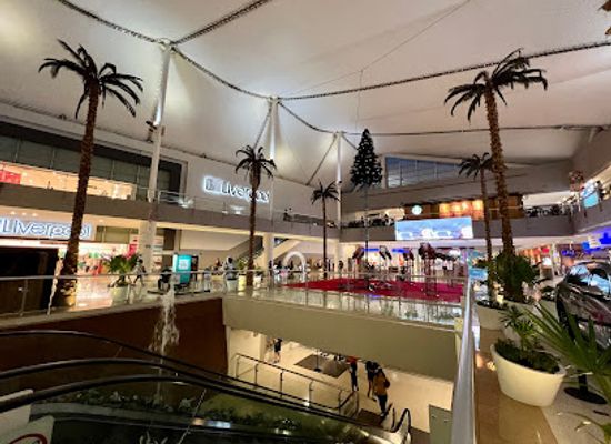 mexico/puerto-vallarta/hotel-zone/shop/galerias-vallarta-shopping-mall