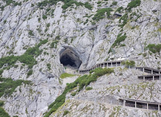 austria/eisriesenwelt/shop/eisriesenwelt