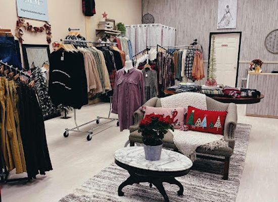 mississippi/south-mississippi/shop/magnolia-moon-boutique