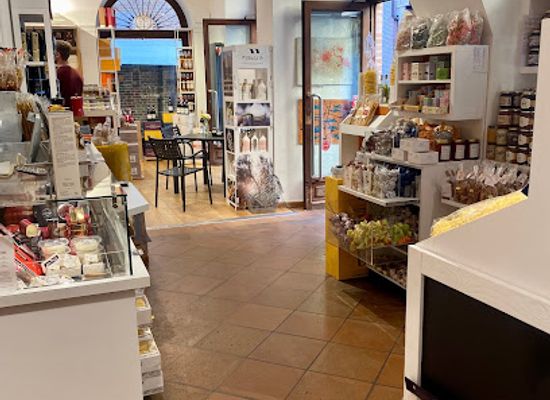 italy/langhe/shop/bianco-rosso-rose-alba