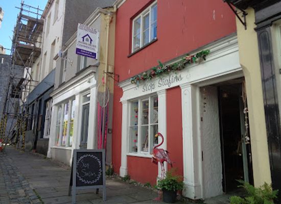 united-kingdom/caernarfonshire/shop/siop-siafins