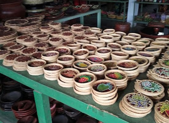 indonesia/west-nusa-tenggara/shop/rismunika-astuti-art-shop