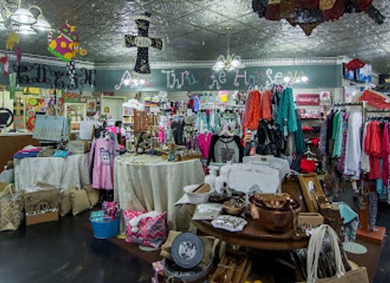 arkansas/little-rock/shop/all-thru-the-house