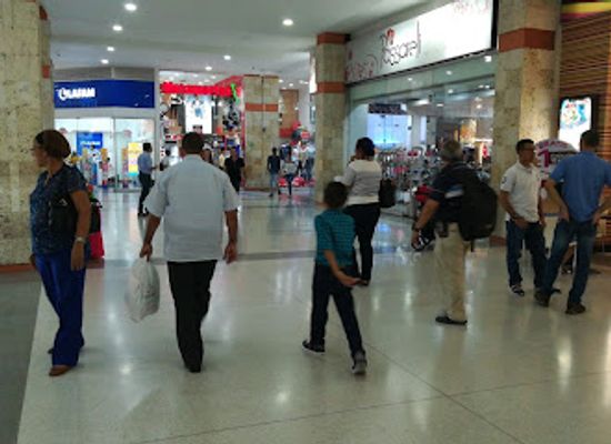 colombia/santa-marta/shop/centro-comercial-ocean-mall