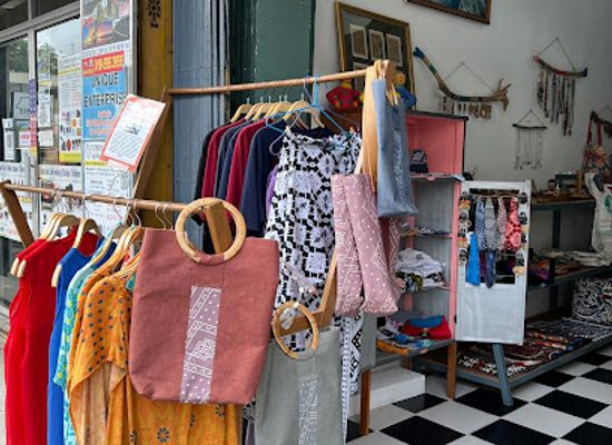 malaysia/kota-kinabalu/shop/the-crafty-peacock