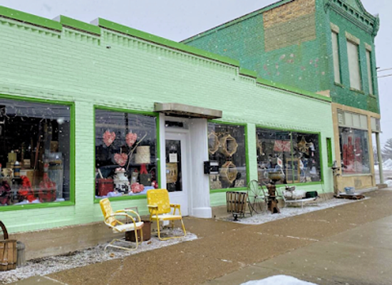 michigan/muskegon/shop/pine-street-mercantile