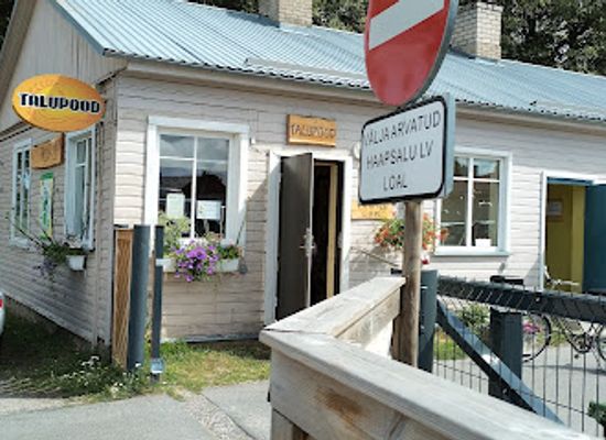 estonia/haapsalu-castle/shop/ott-kohalik-talupood