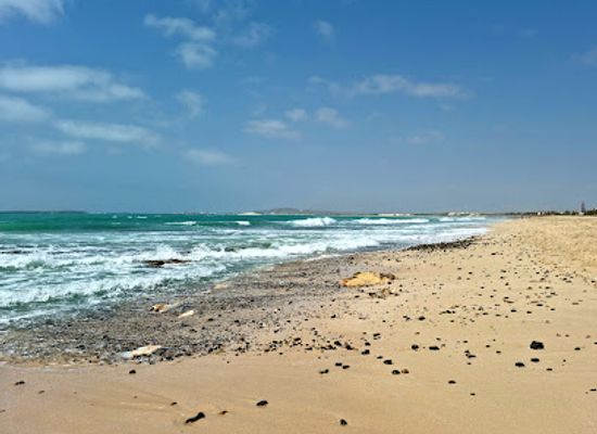 cabo-verde/praia-de-bote/shop/beach-shops