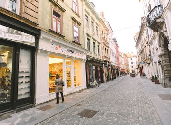 slovenia/upper-carniola/shop/babushka-boutique