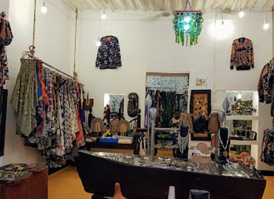 tanzania/stone-town/shop/monica-boutique