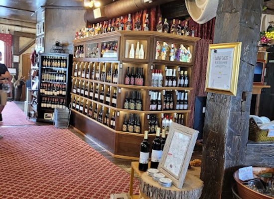 alaska/southwest-alaska/shop/von-stiehl-winery-distillery-cidery
