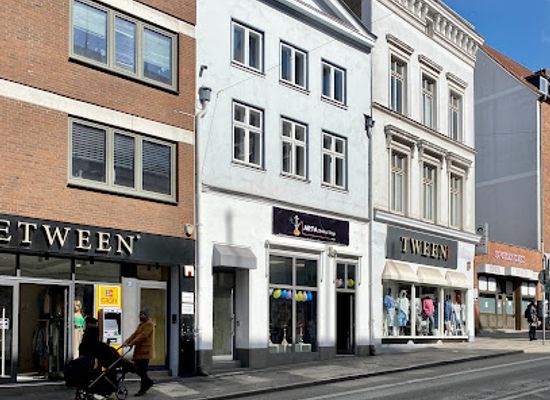 germany/lubeck/shop/between