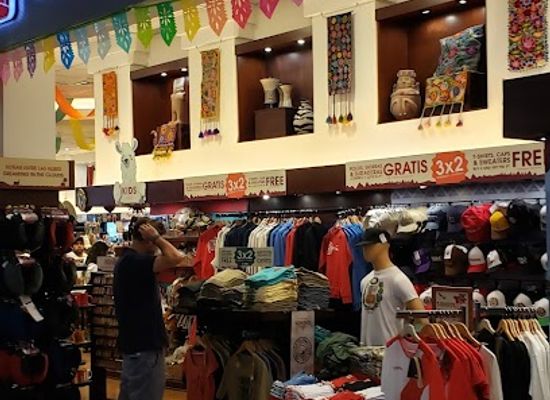 peru/paracas-national-reserve/shop/britt-shop-hotel-libertador
