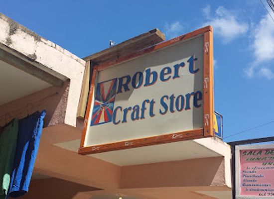 honduras/roatan/shop/robert-s-store