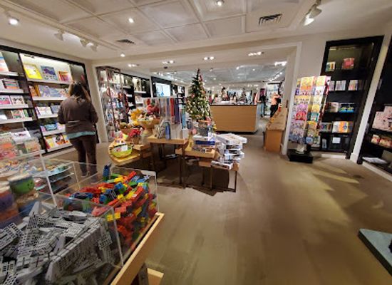 missouri/st-louis/shop/st-louis-art-museum-gift-store