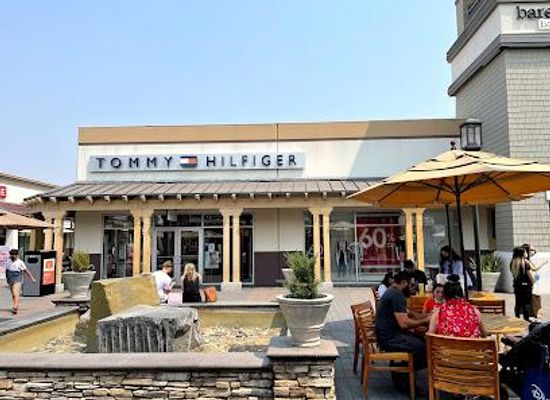california/pleasanton/shop/san-francisco-premium-outlets