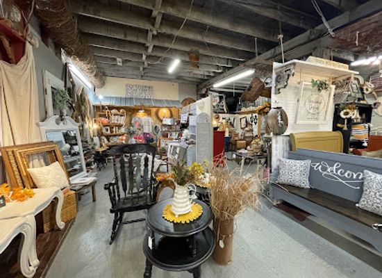 arkansas/ozark-mountains/shop/daisies-and-olives