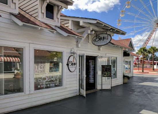 south-carolina/myrtle-beach/broadway-at-the-beach/shop/bijuju-broadway-boutique