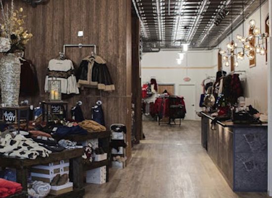 nebraska/norfolk/shop/she-s-smitten