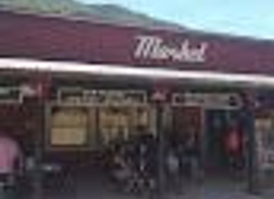 arizona/coconino-national-forest/shop/slide-rock-market