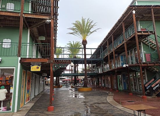 curacao/boca-pistol/shop/renaissance-mall-rif-fort