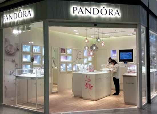 spain/tarragona/shop/boutique-pandora