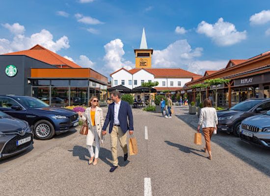 hungary/kiskunsag/shop/premier-outlet