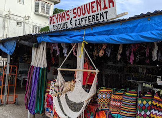 belize/san-pedro/shop/san-pedro-artisans-market
