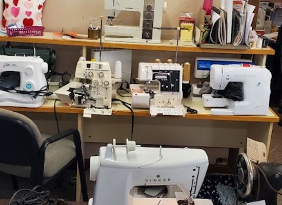 kansas/emporia/shop/wallaces-stitchin-post