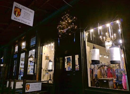 nebraska/omaha/shop/all-about-me-boutique
