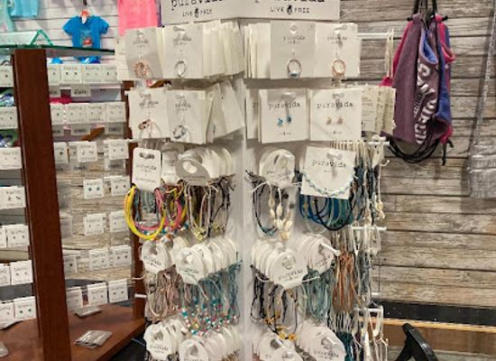california/san-diego-beaches/shop/treasures-by-the-bay