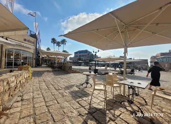 israel/jaffa/old-jaffa/shop/akiva-s-gift-shop