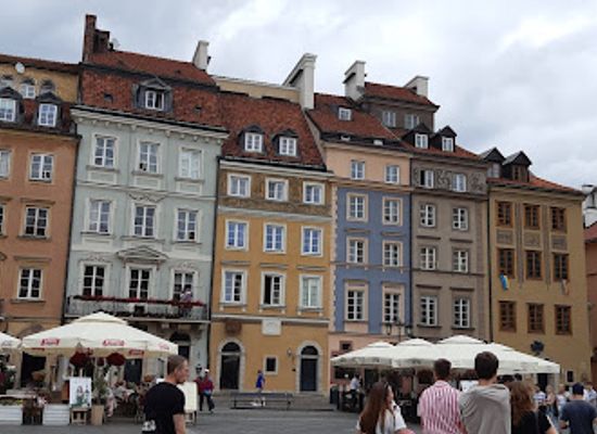 poland/warsaw/old-town/shop/house-of-polish-folk-art