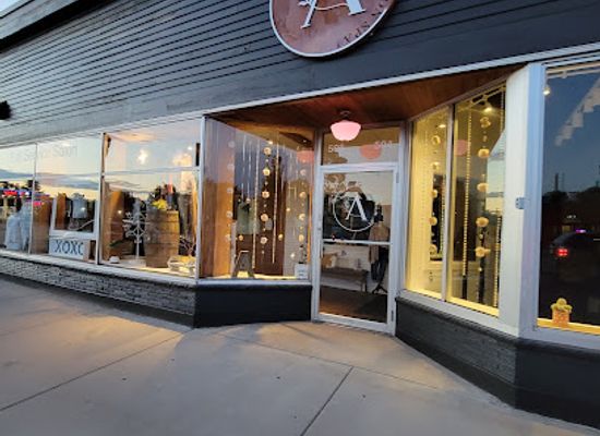 wisconsin/eau-claire/shop/adc-boutique-and-coffee-house