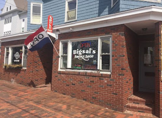 maine/old-orchard-beach/shop/bigsal-s-smoke-shop
