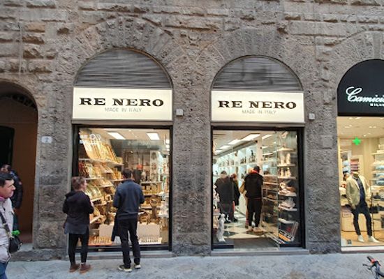 italy/florence/oltrarno/shop/re-nero