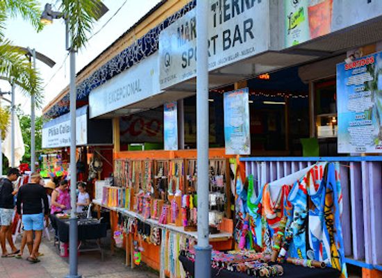 puerto-rico/la-parguera/shop/plaza-san-pedro