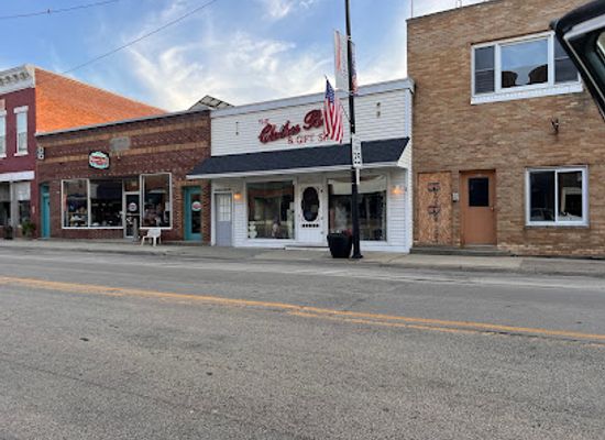 illinois/driftless-area/shop/clothes-bin-gift-shop-the