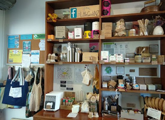 new-zealand/paihia/shop/little-giants-nz