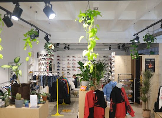 switzerland/lausanne/shop/memories