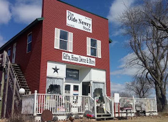 wisconsin/southwest-wisconsin/shop/the-olde-newry-store-gifts-home-decor-more