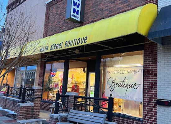 iowa/loess-hills/shop/main-street-boutique