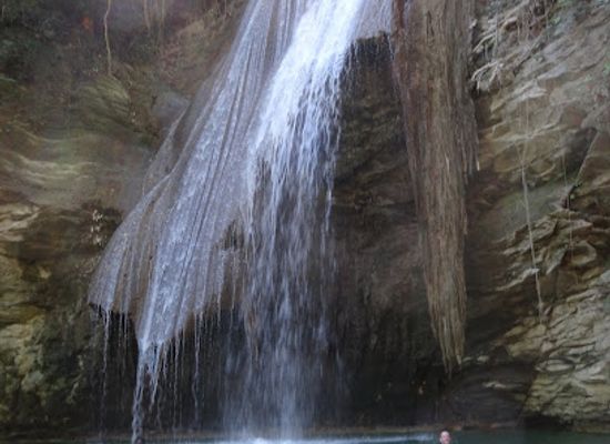 jamaica/st-thomas-lowlands/shop/kwame-waterfalls